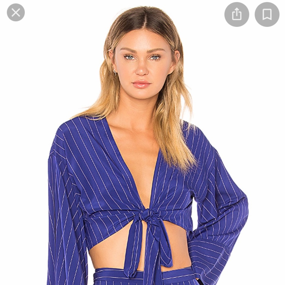 Alexis brand new efia top
